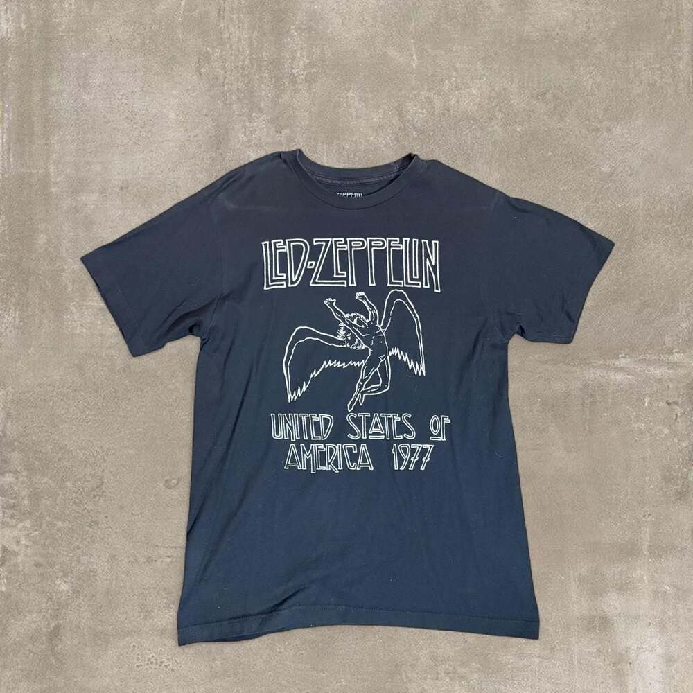 Led Zeppelin United States of America 1977 Graphic Band Tee